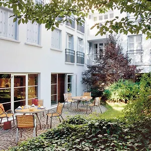 Adagio Montmartre Apart-hotel