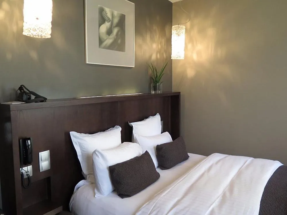 Aparthotel Chambre Louix Champs Elysees Paris