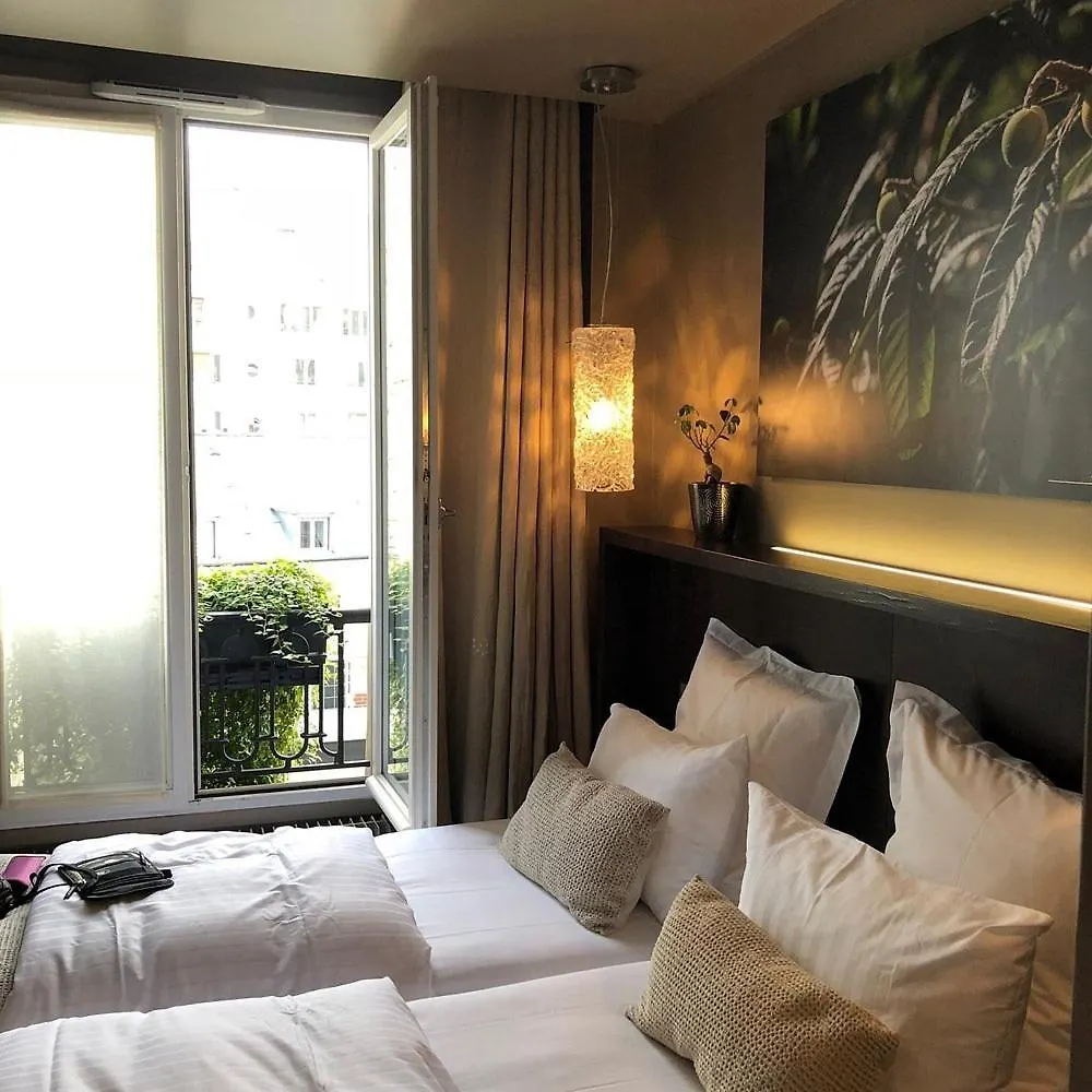 Chambre Louix Champs Elysees Paris Aparthotel